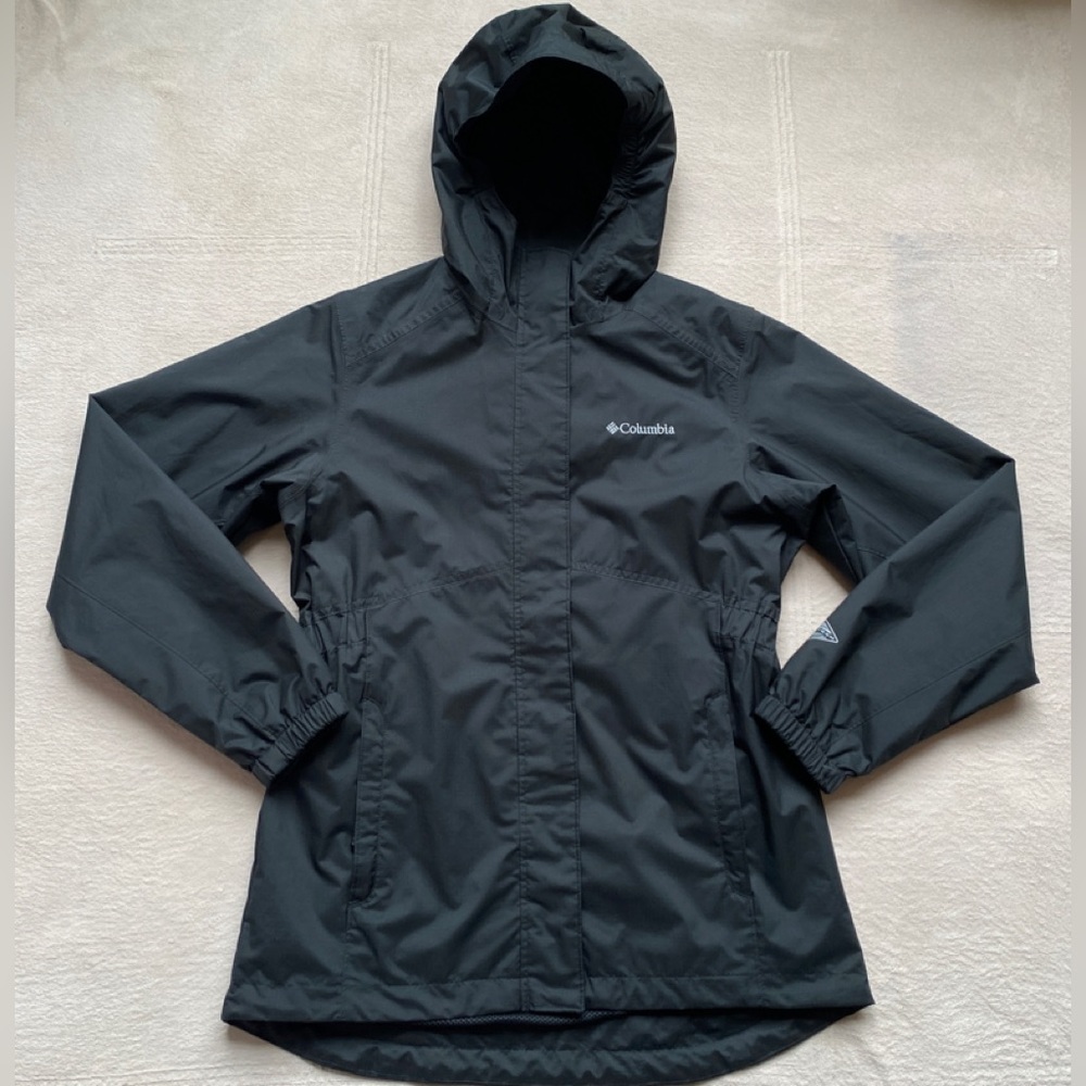 COLUMBIA OmniTech Women’s Raincoat, XS, Black Waterproof Hooded, Zip Pockets EUC